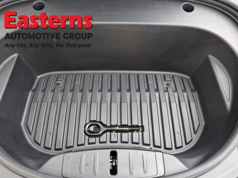 Used 2023 Tesla Model 3 Standard Range image 7