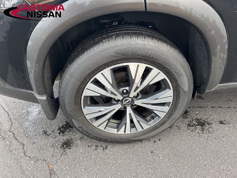 Used 2023 Nissan Rogue SV image 21