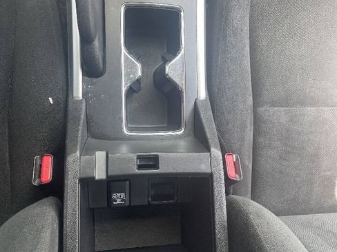Used 2013 Honda Accord LX image 19