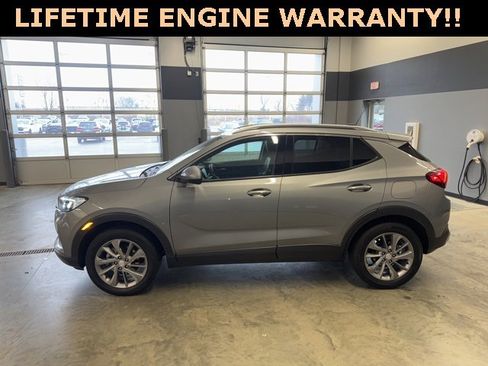 Used 2023 Buick Encore GX Essence w/ Experience Buick Package image 6