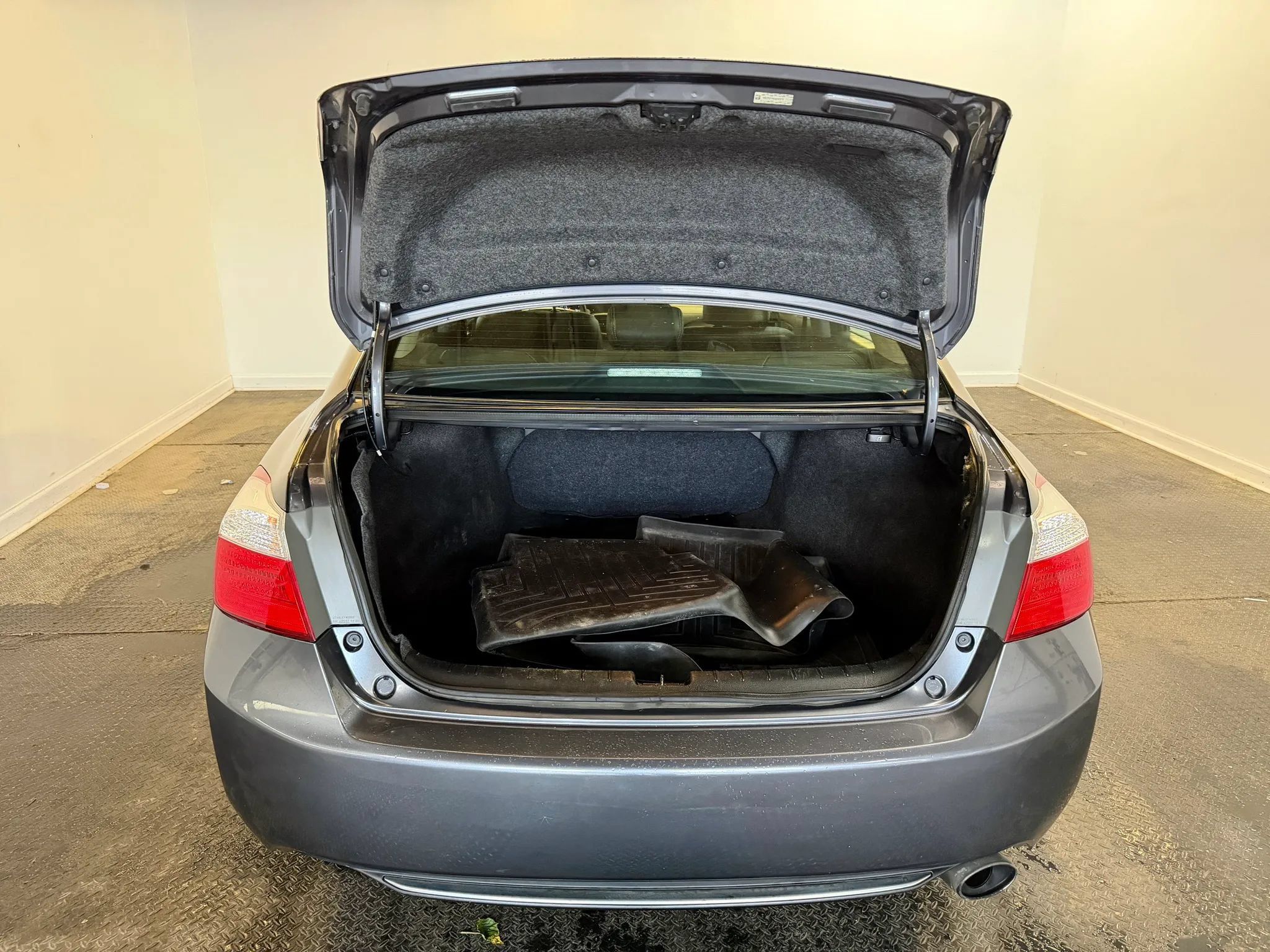 Used 2013 Honda Accord LX image 38