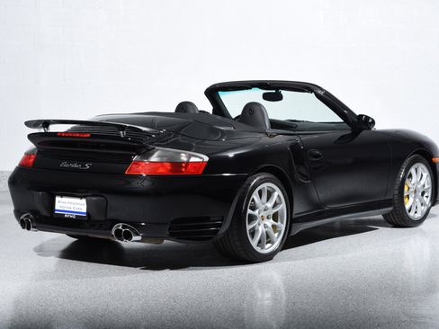 Used 2005 Porsche 911 4 Cabriolet AWD/4WD image 3