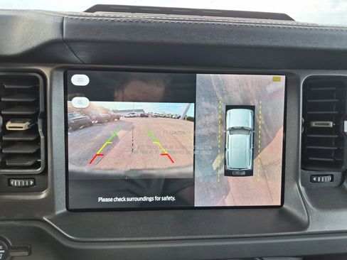 New 2025 Ford Bronco Badlands image 40