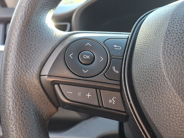 Used 2021 Toyota RAV4 LE AWD/4WD image 21