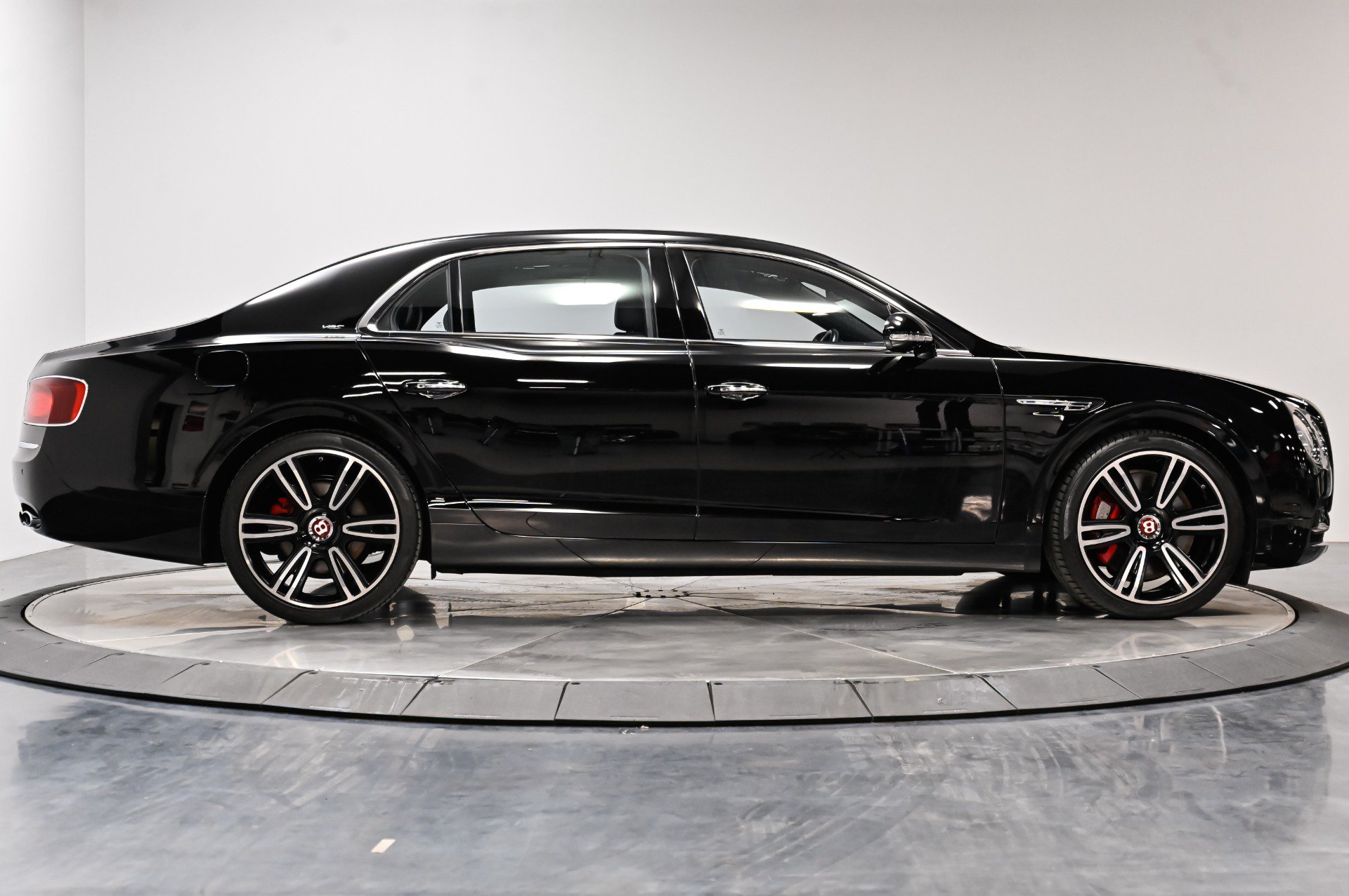 Used 2017 Bentley Flying Spur S V8 AWD/4WD image 18