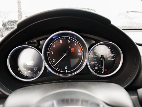 New 2026 MAZDA MX-5 Miata Club w/ Weather Package RWD image 16