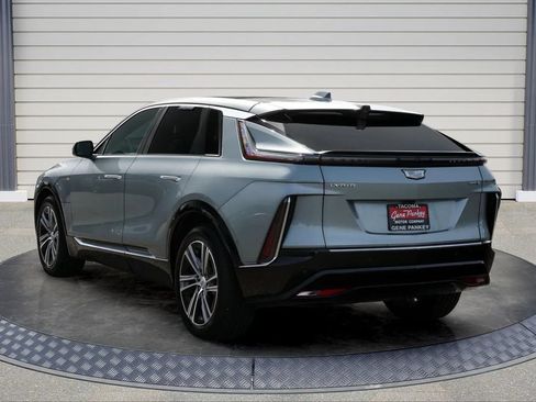 Used 2024 Cadillac Lyriq Luxury RWD image 5