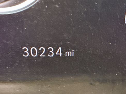Used 2024 Mercedes-Benz GLE 450 4MATIC image 16