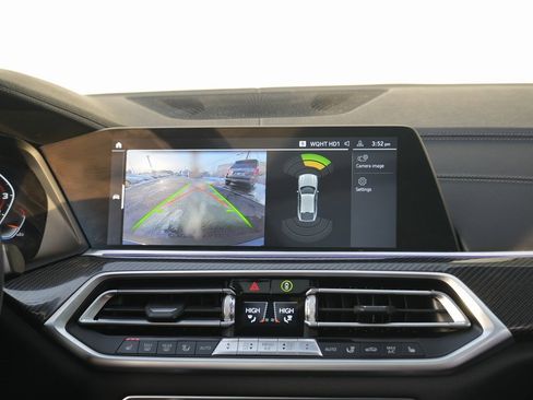 Used 2020 BMW X6 M50i w/ Premium Package image 44