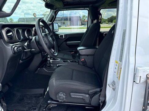 Used 2018 Jeep Wrangler Unlimited Sport AWD/4WD image 10