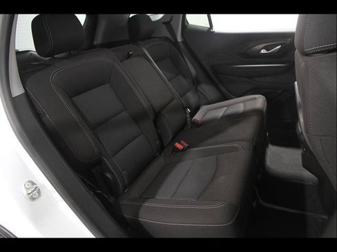Used 2023 GMC Terrain SLE w/ Driver Convenience Package FWD image 18