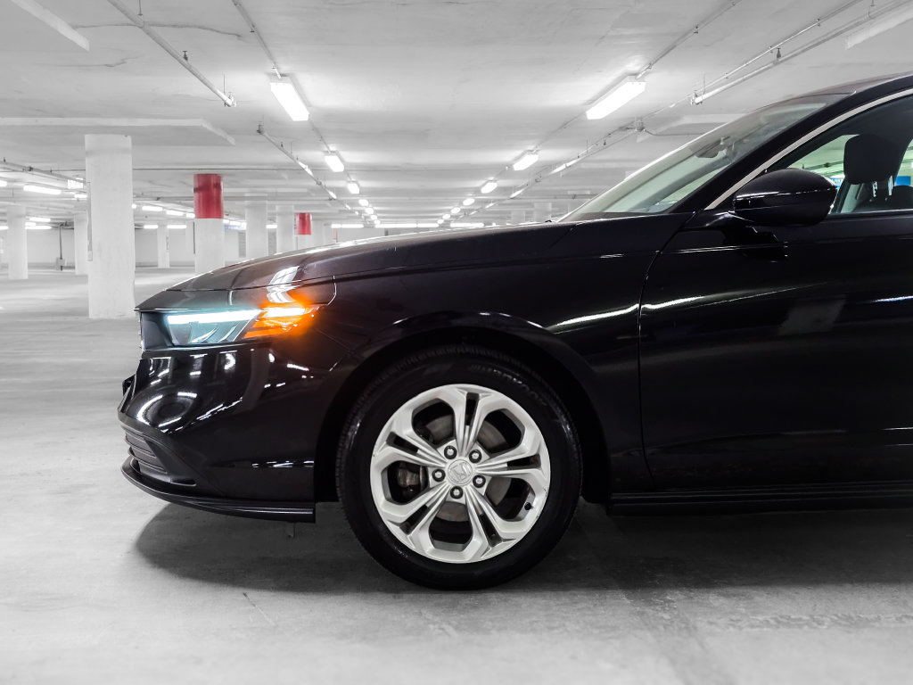 Used 2023 Honda Accord LX image 13