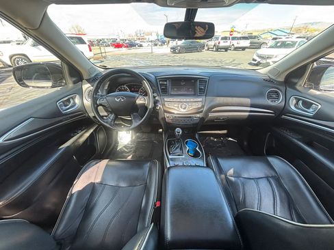 Used 2018 INFINITI QX60 3.5 Sport Utility 4D w/ Premium Package image 19