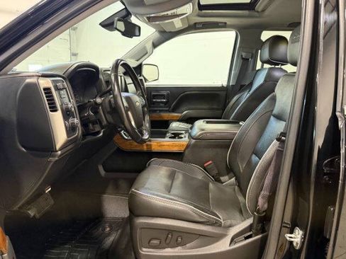 Used 2017 Chevrolet Silverado 1500 High Country AWD/4WD image 13