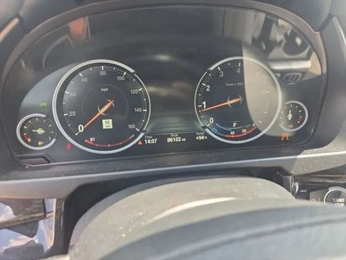 Used 2018 BMW X6 sDrive35i RWD image 12