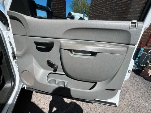 Used 2013 Chevrolet Silverado 3500 W/T RWD image 17
