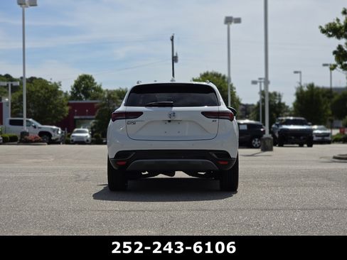 Used 2023 Buick Envision Preferred FWD image 6