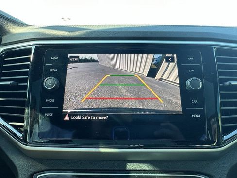 Used 2023 Volkswagen Atlas Cross Sport SEL R-Line image 29