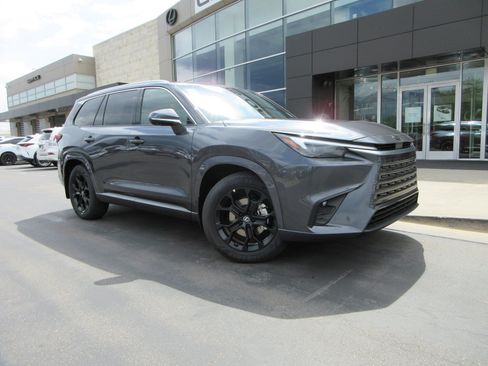 New 2026 Lexus TX 350 AWD image 13