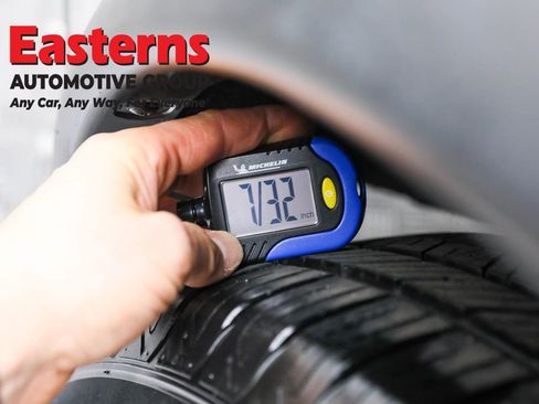 Used 2023 Nissan Murano SV image 30