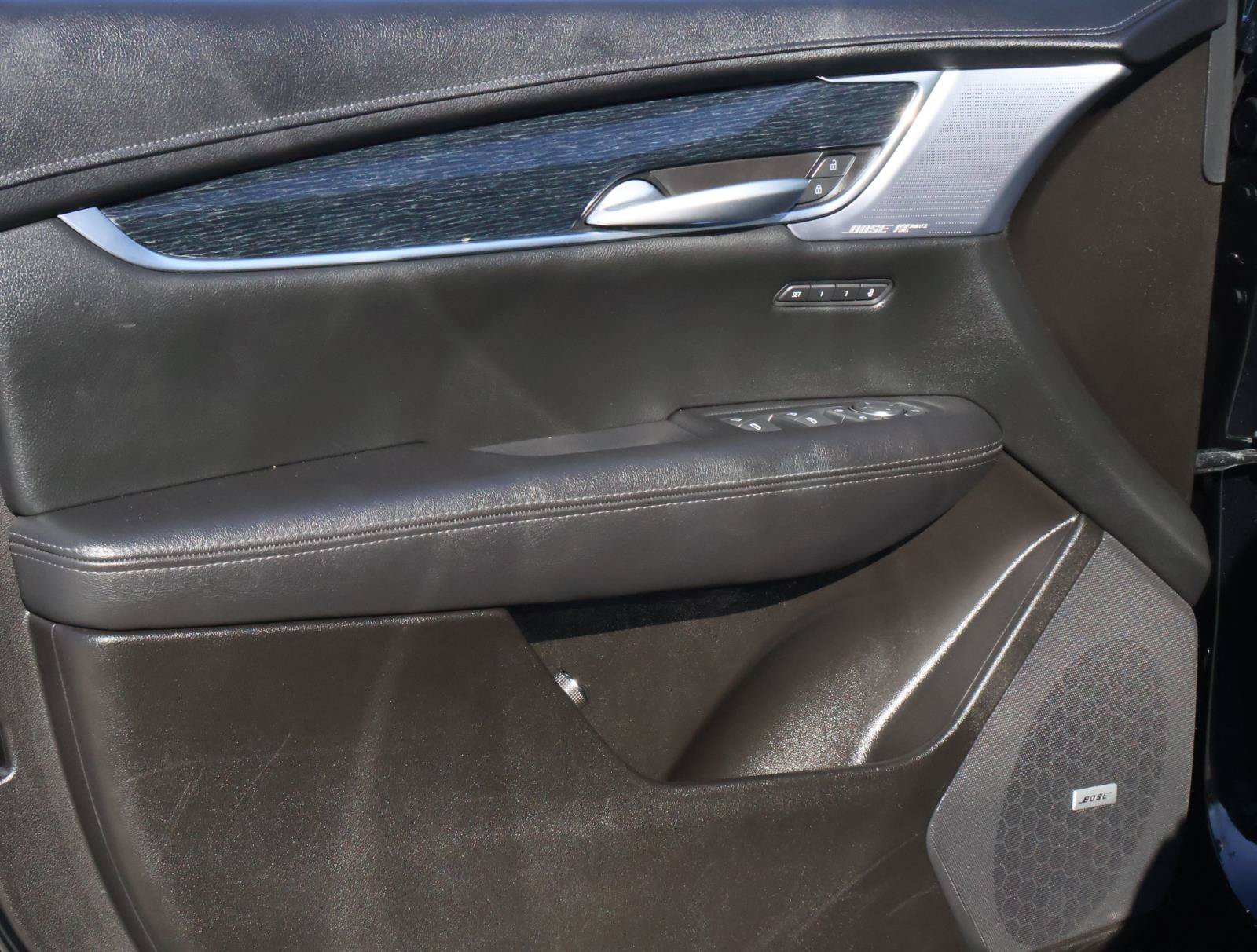 Certified 2025 Cadillac XT5 Premium Luxury FWD image 20