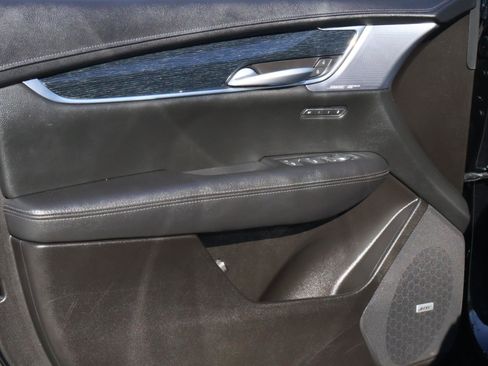 Certified 2025 Cadillac XT5 Premium Luxury image 20