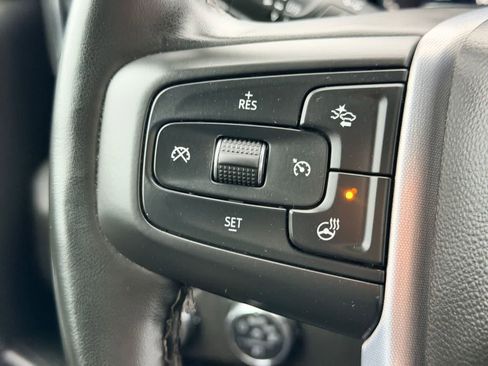 Used 2025 GMC Sierra 3500 SLE w/ SLE Value Package image 25