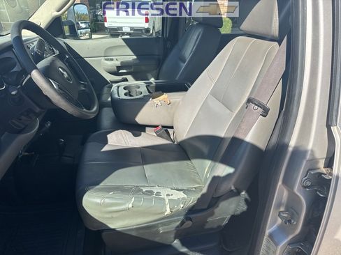 Used 2008 Chevrolet Silverado 3500 W/T image 9