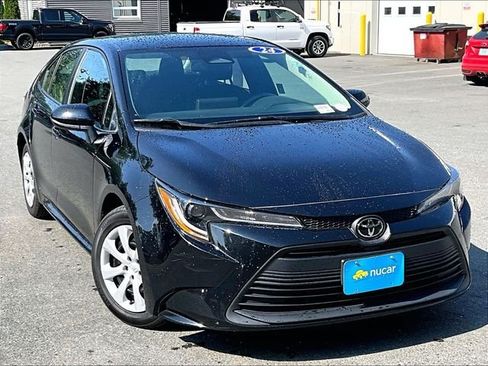 Used 2024 Toyota Corolla LE FWD image 1