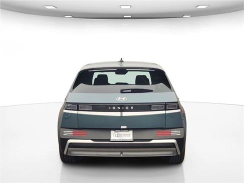 New 2026 Hyundai Ioniq 5 SEL image 8