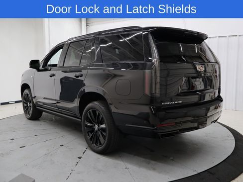 Used 2026 Cadillac Escalade Sport image 7