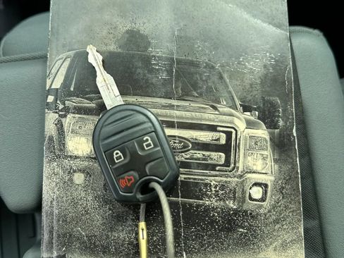 Used 2015 Ford F250 XLT AWD/4WD image 35