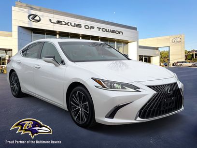 Certified 2025 Lexus ES 350 w/ Premium Package