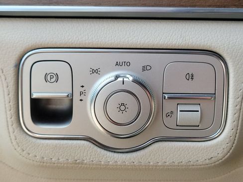 Used 2020 Mercedes-Benz GLE 450 4MATIC image 20