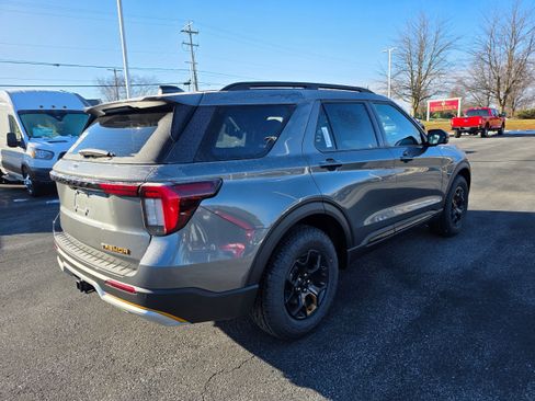 New 2026 Ford Explorer Tremor image 5