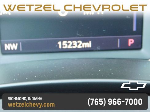 Used 2024 GMC Terrain SLT w/ Tech Package AWD/4WD image 35