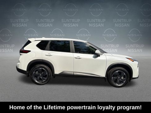 Used 2025 Nissan Rogue SV AWD/4WD image 7