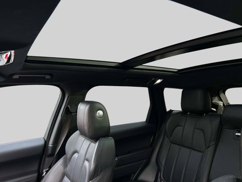 Used 2017 Land Rover Range Rover Sport HSE image 25