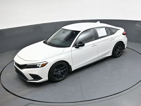 Used 2024 Honda Civic Sport image 32