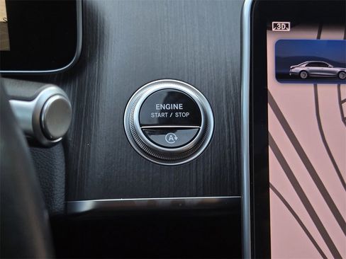 Used 2022 Mercedes-Benz S 580 4MATIC Sedan w/ AMG Line Package image 26