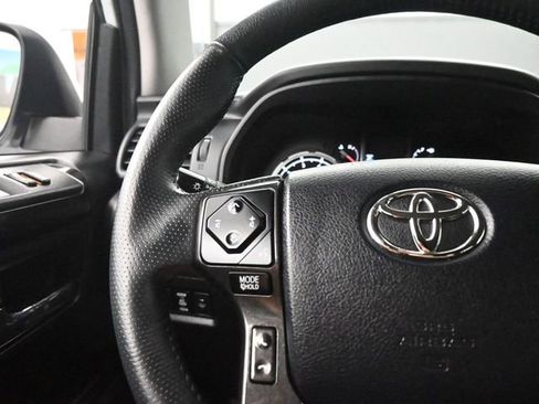 Used 2024 Toyota 4Runner TRD Off-Road image 15