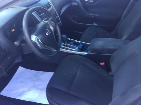 Used 2014 Nissan Altima 2.5 S w/ Sport Value Package image 13