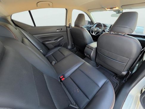 Used 2022 Nissan Altima 2.5 SR FWD image 22