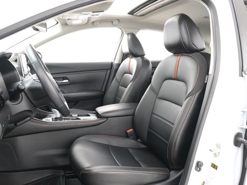 Used 2021 Nissan Sentra SR w/ SR Premium Package FWD image 28