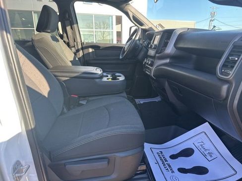 Used 2024 RAM 2500 Tradesman w/ Chrome Appearance Group image 8