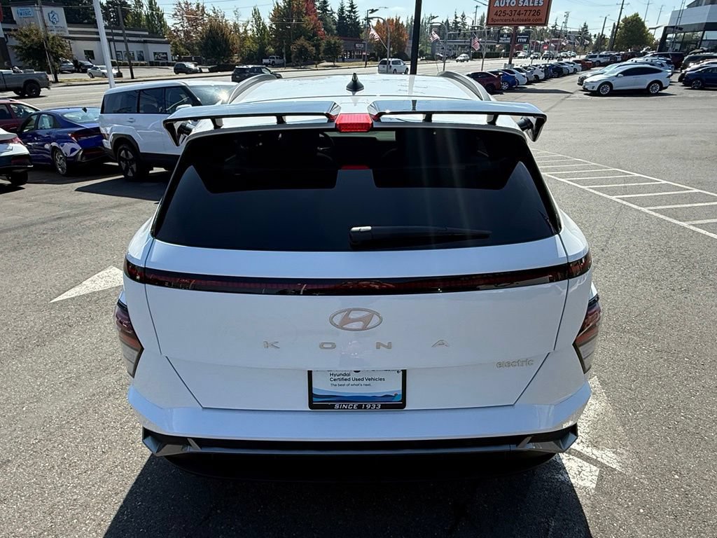 Certified 2025 Hyundai Kona N Line FWD image 5