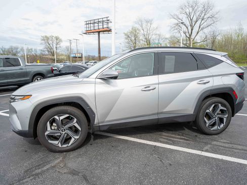 Used 2024 Hyundai Tucson Limited AWD/4WD image 3