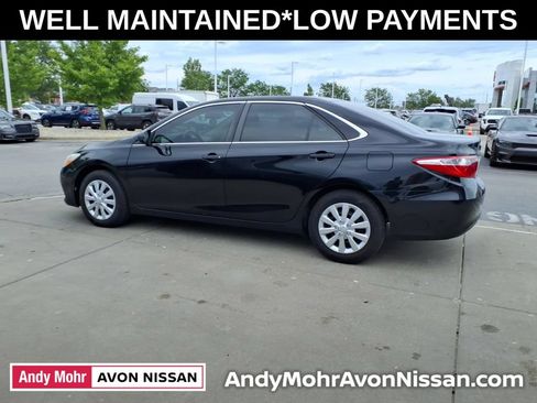 Used 2016 Toyota Camry LE FWD image 5