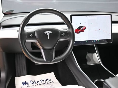 Used 2018 Tesla Model 3 Long Range AWD/4WD image 31