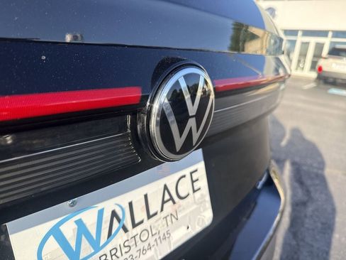 New 2026 Volkswagen Taos SEL AWD/4WD image 7